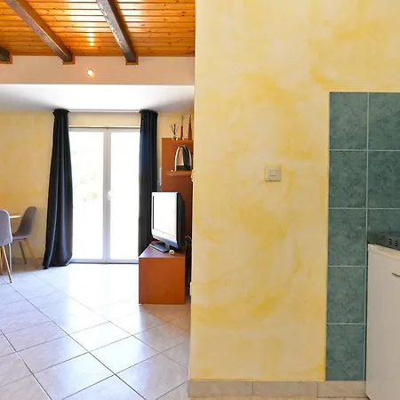 Apartment Mara 1838