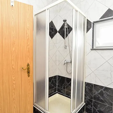 Apartment Mara 1838