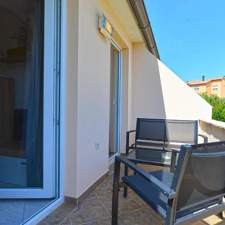 Mara 1838 Apartamento Pomer